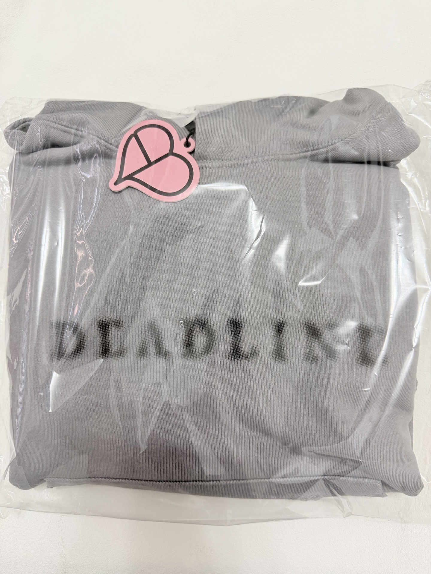 現貨 DEADLINE 帽T + 圖二滿額卡兩張