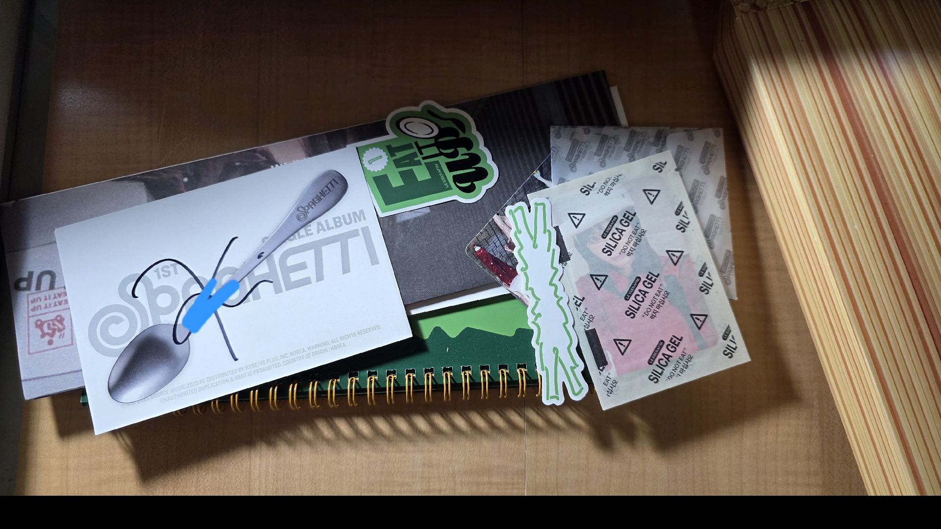 中村一葉美版親簽