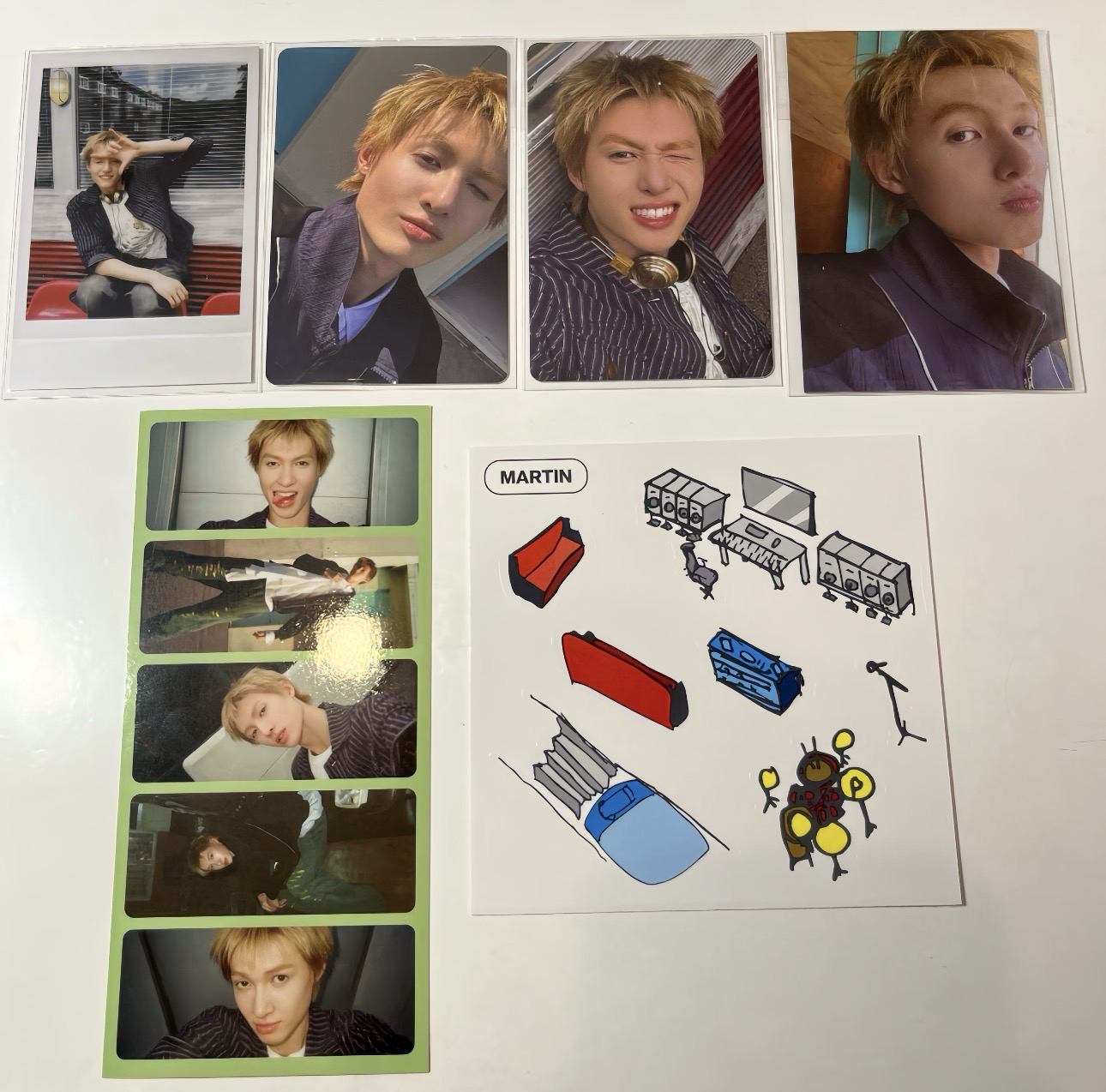 年曆馬set（含特典）