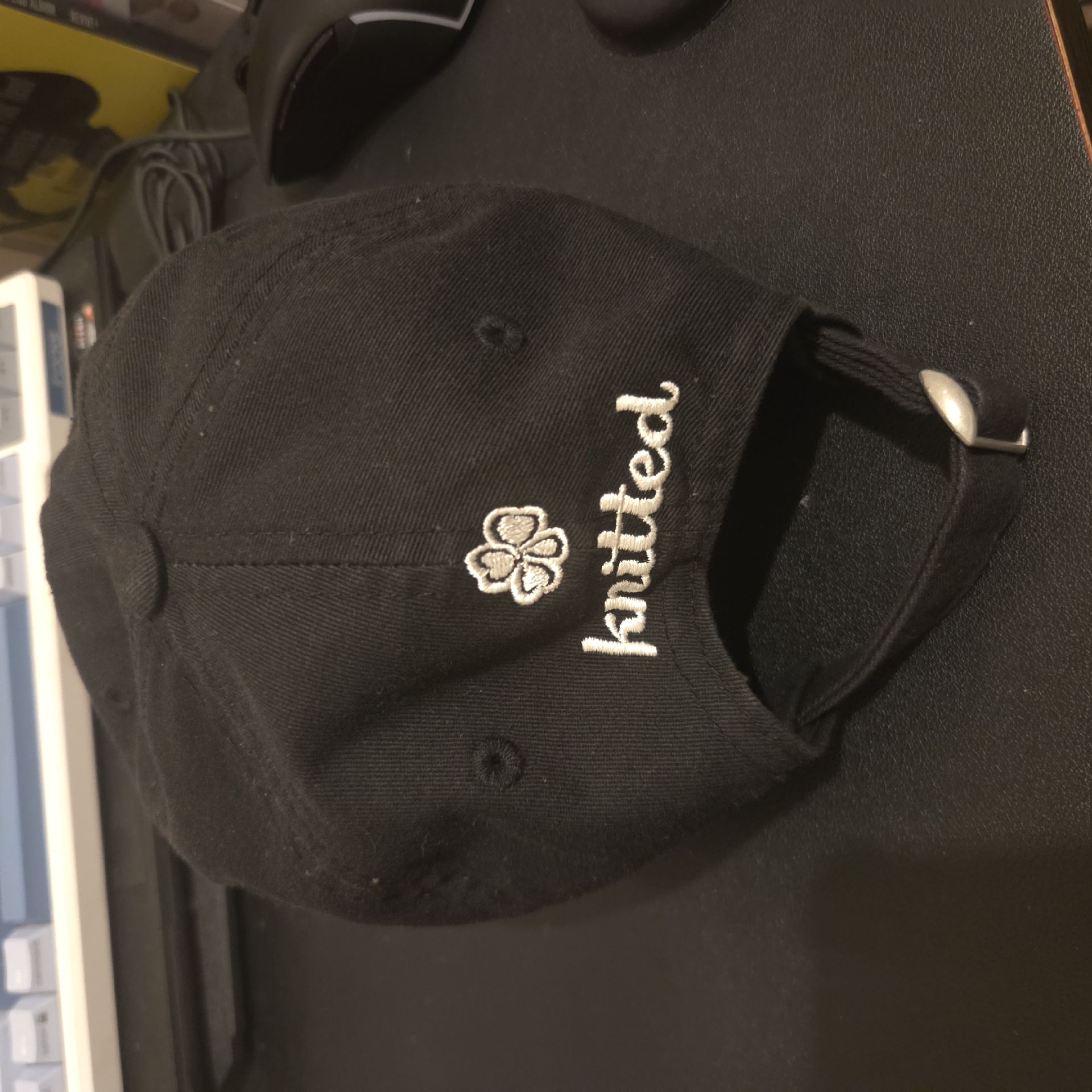 knitted 李始燕聯名帽