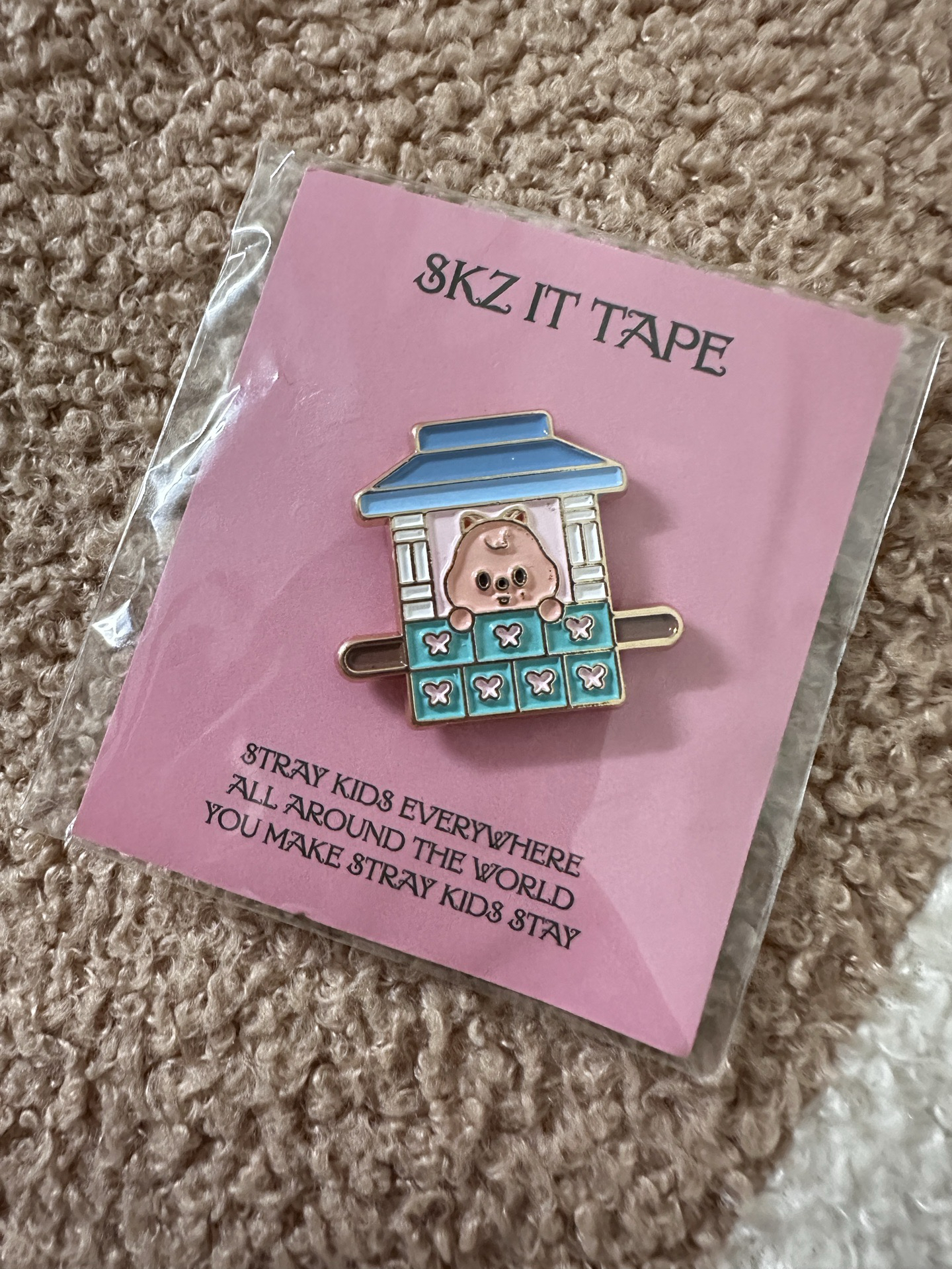 DoIt快閃店別針韓闊卡