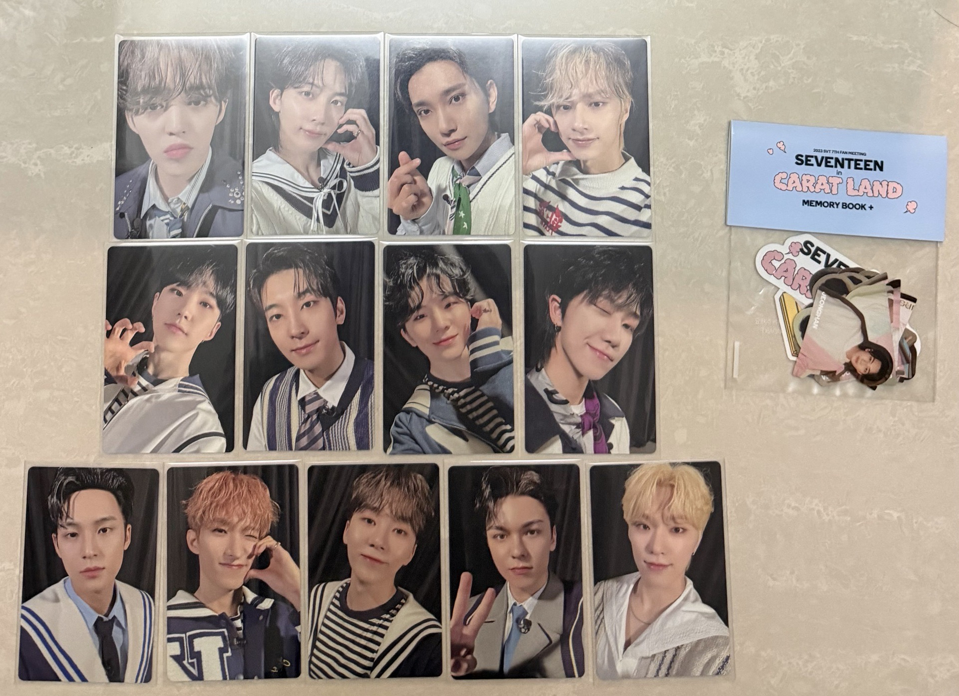 23克拉島回憶錄小卡整套+貼紙