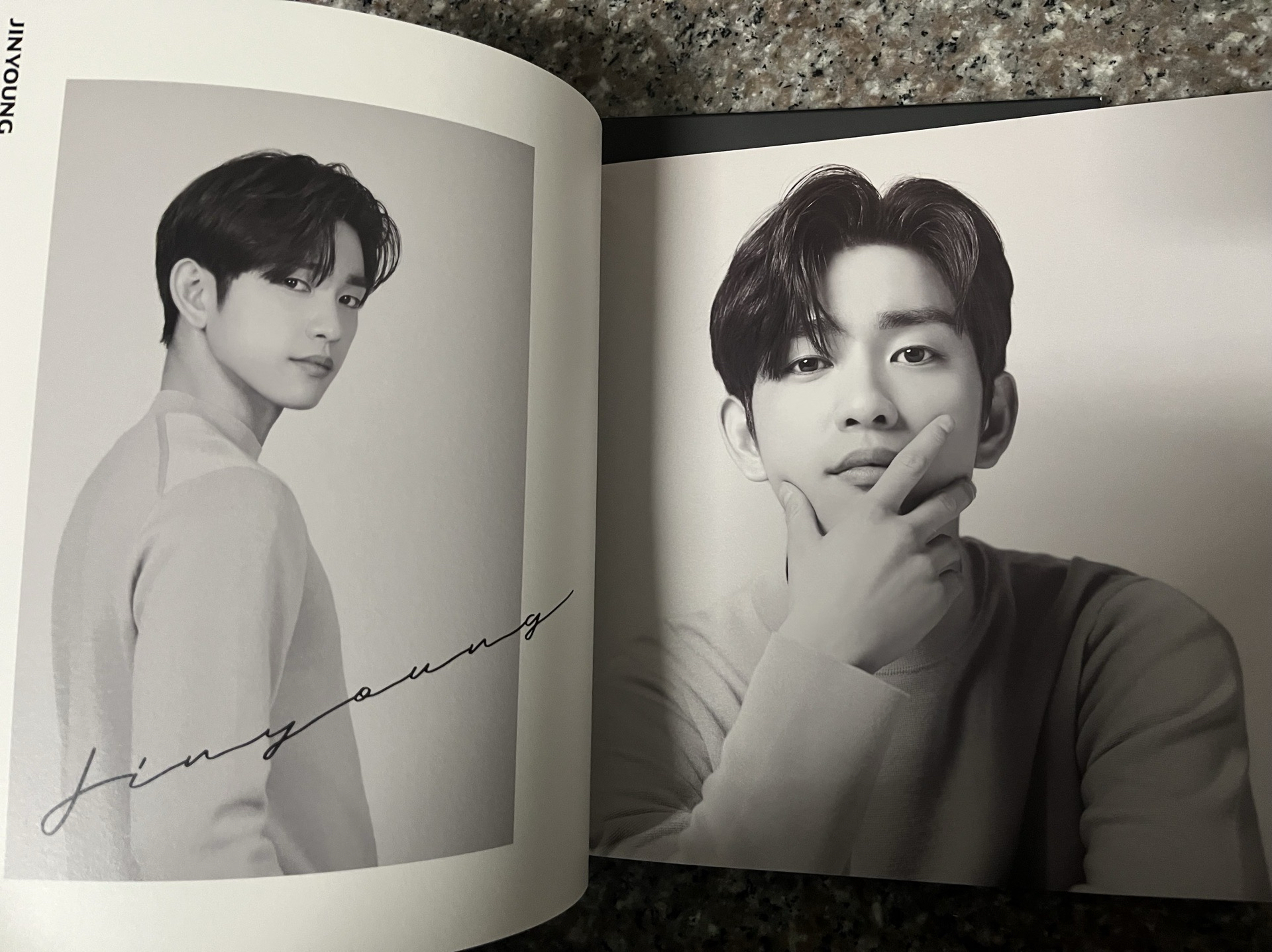 GOT7 2019 WORLD TOUR KEEP SPINNING  寫真書