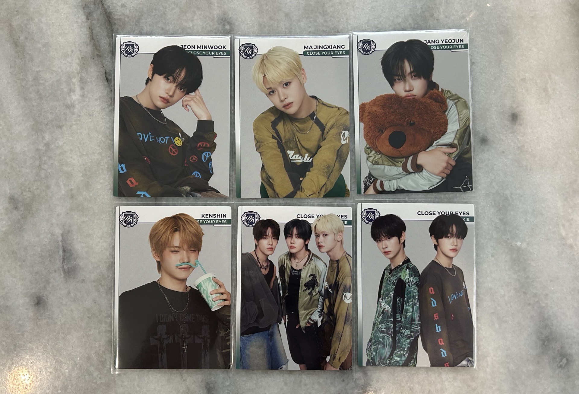 2025 K-POP ROOKIE TELECA 隨機卡 