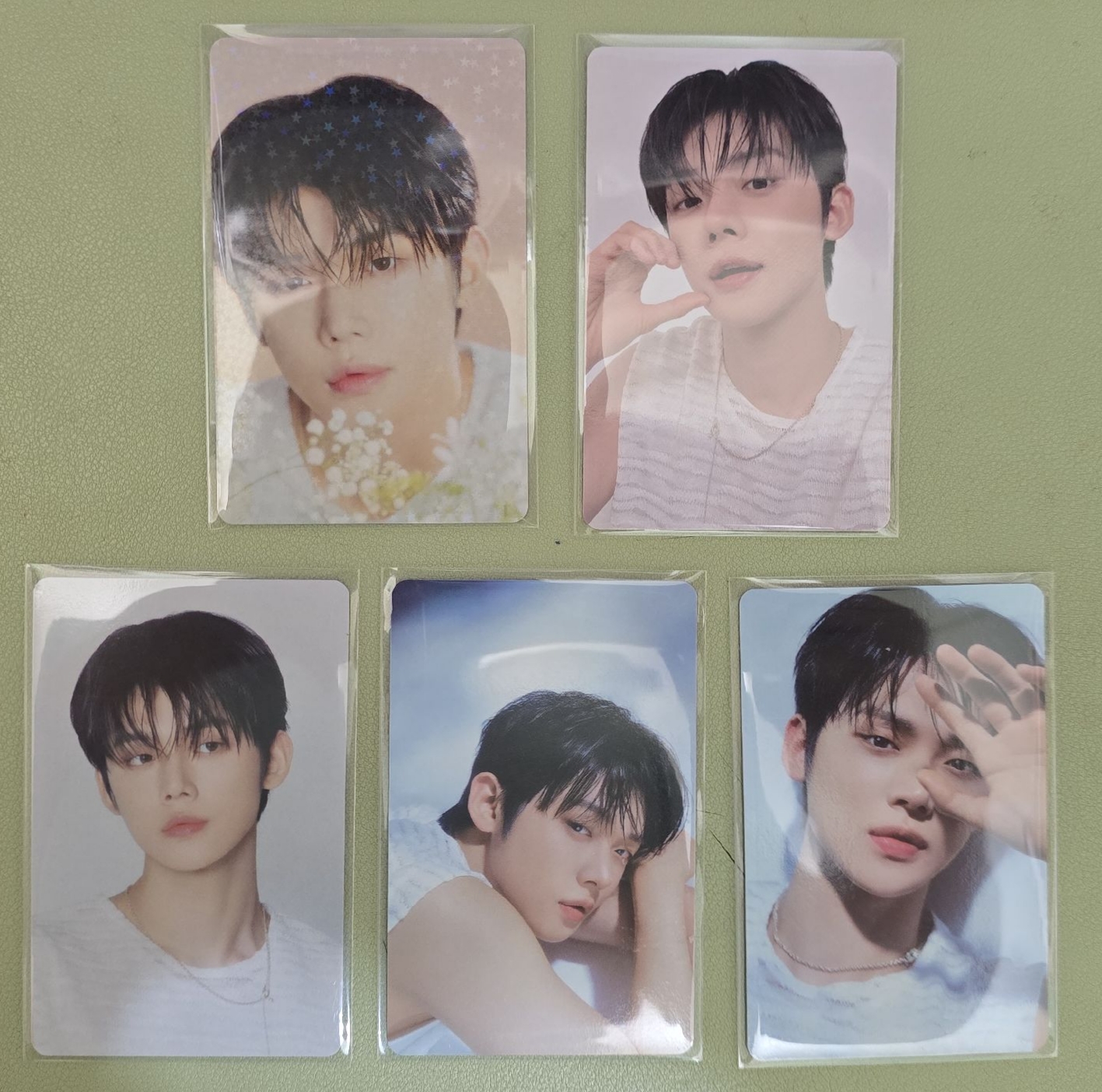 然竣五張隨即卡