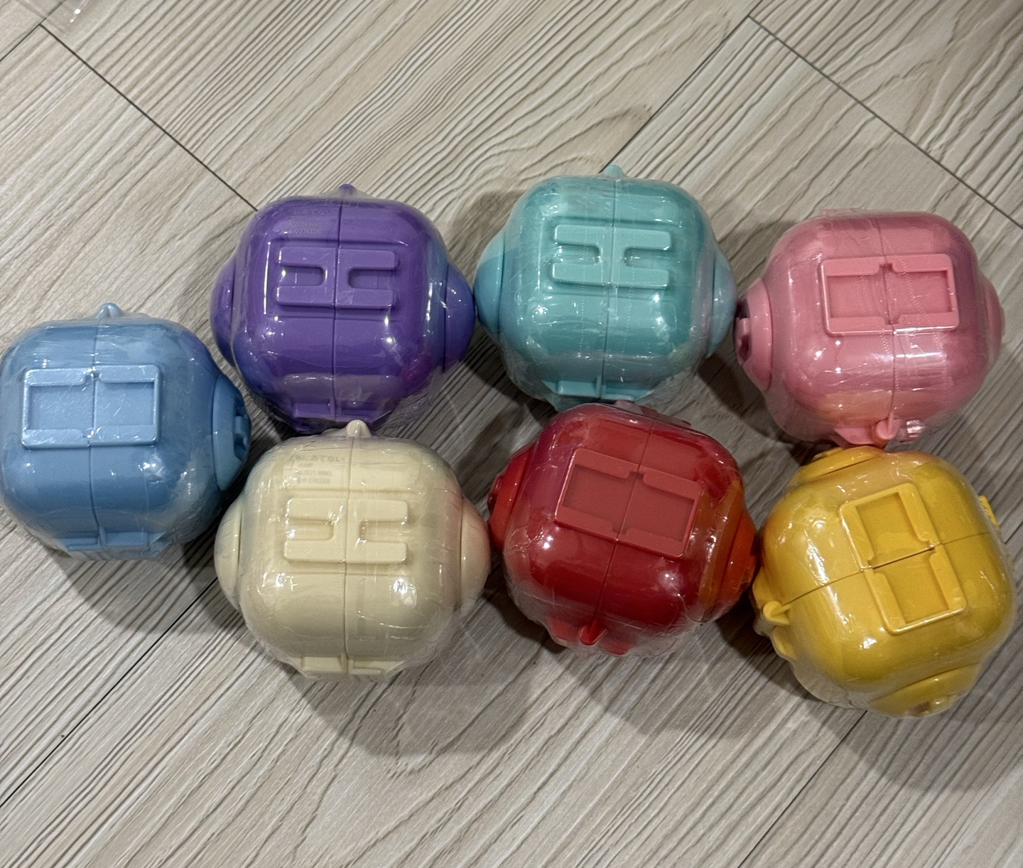 TWICE萬代公寓扭蛋[請看商品說明再下單］