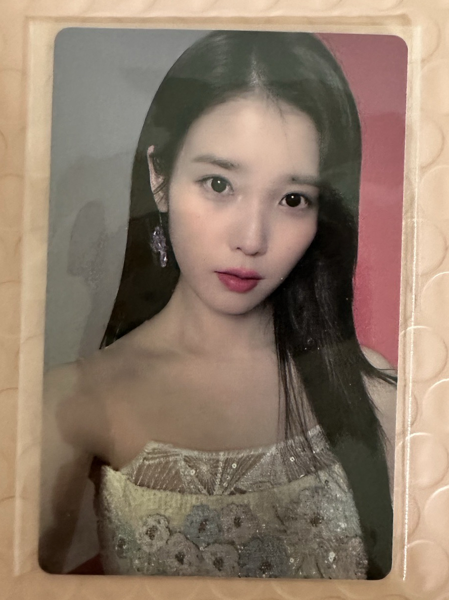 2025 IU [Found at Eight] 快閃店入場禮