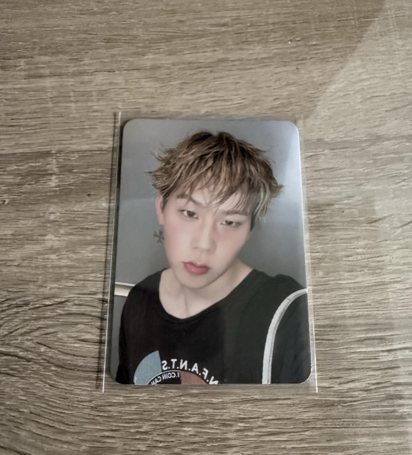 monata x 專卡 周憲