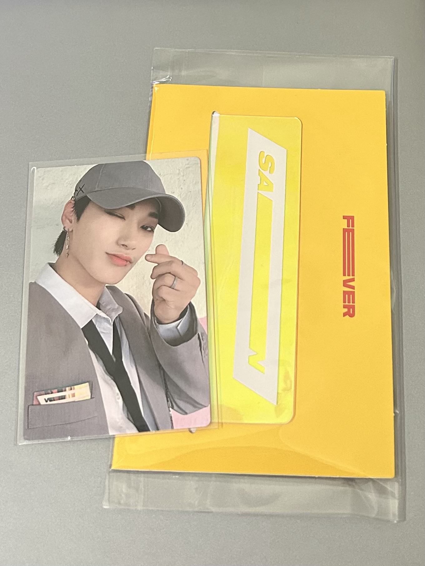 帥學長手指愛心🫰🏻（含名牌）