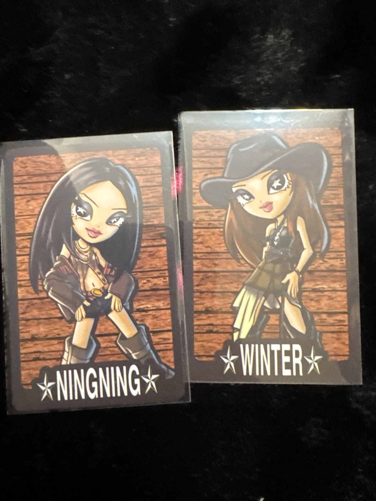 年曆後續冬寧角色卡2張