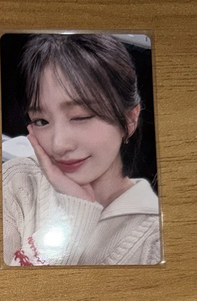 IVE安俞真小卡（日本線下卡）