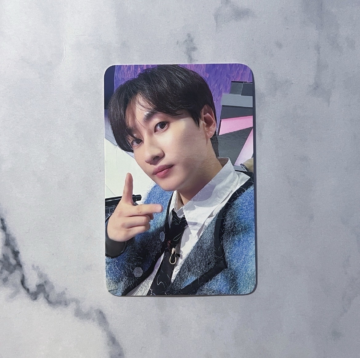 11（有明顯廠損/刮痕）