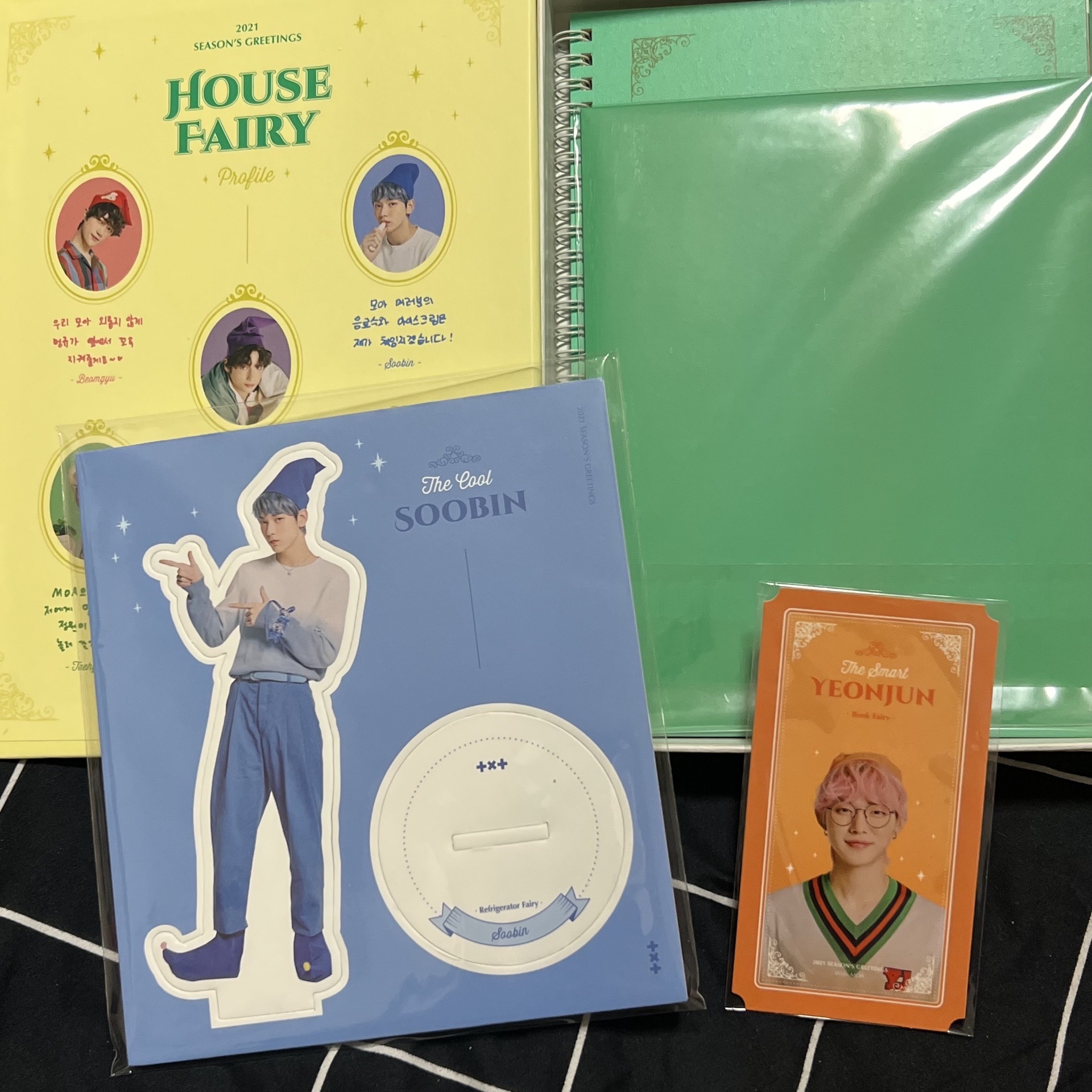 21 年曆 含秀彬立牌+竣卡