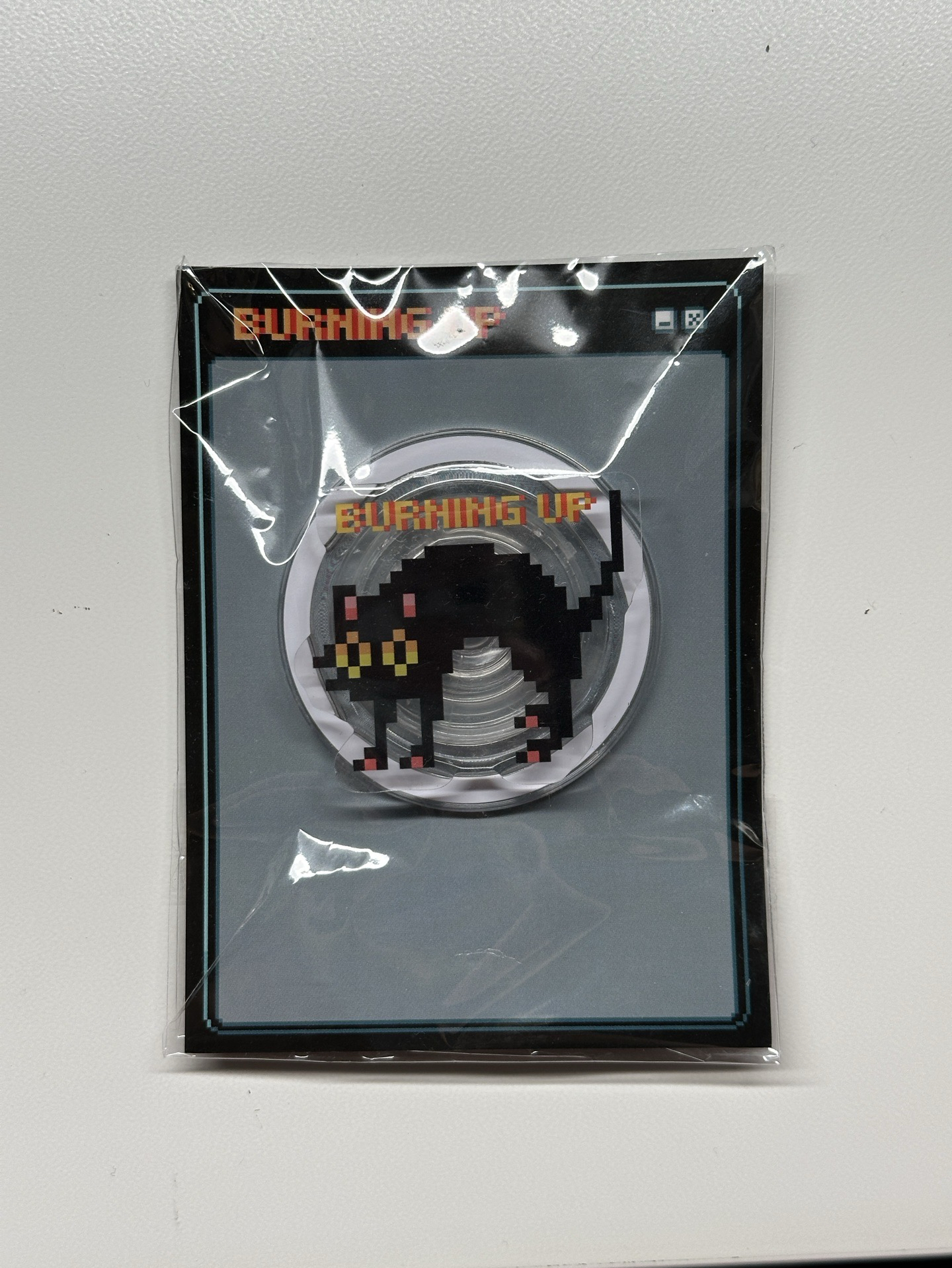 BURNING UP 手機支架 