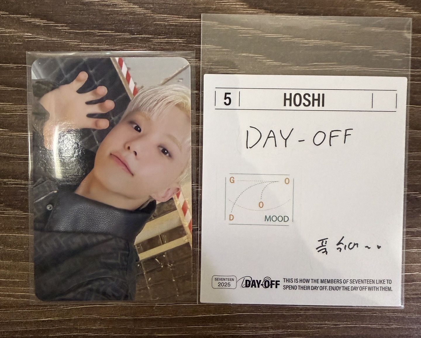 榮🐹25年曆卡+貼紙