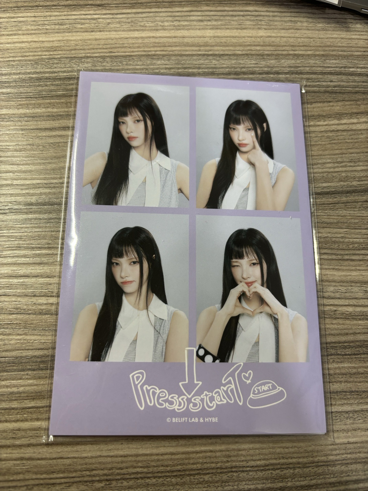 ILLIT場週人生四格全新未拆