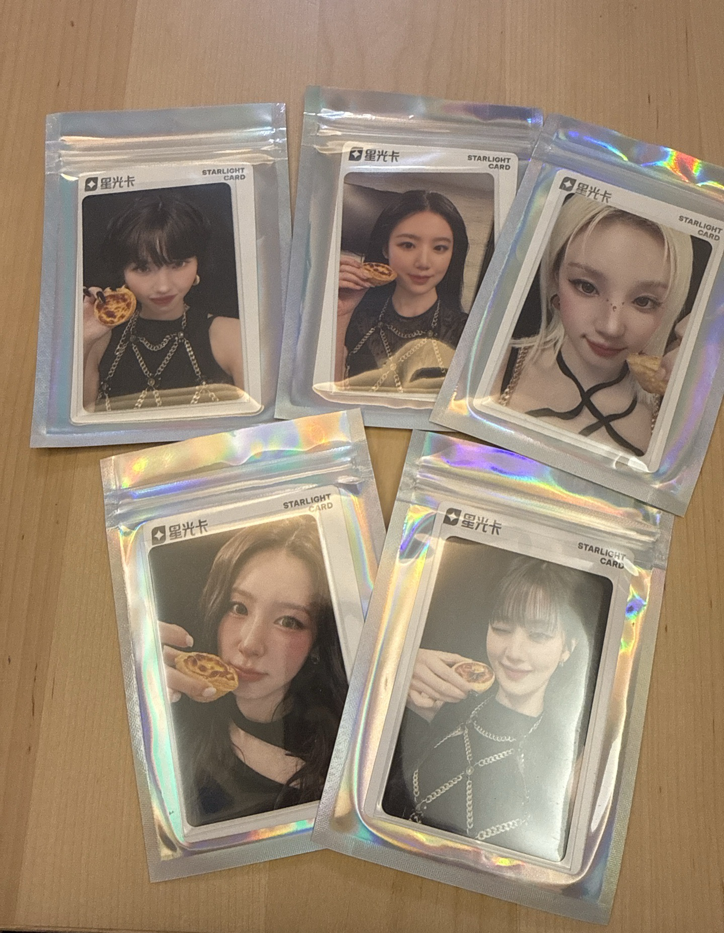 QQ音樂聖誕限定新光卡 甜蜜蛋撻小卡