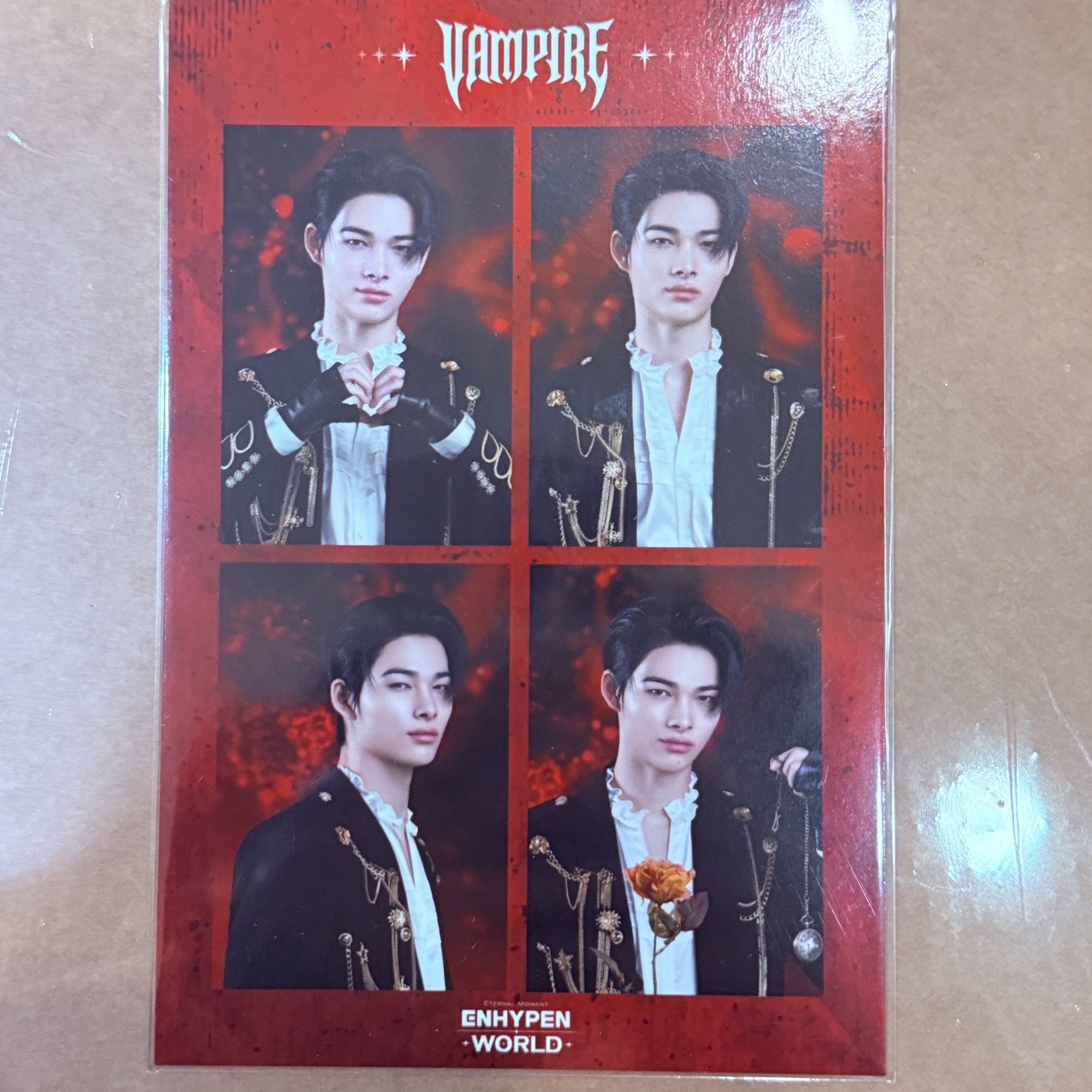 NIKI 吸血鬼滿額四格卡