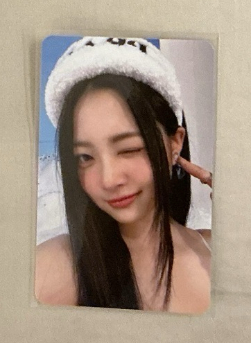 LE SSERAFIM EUNCHAE小卡