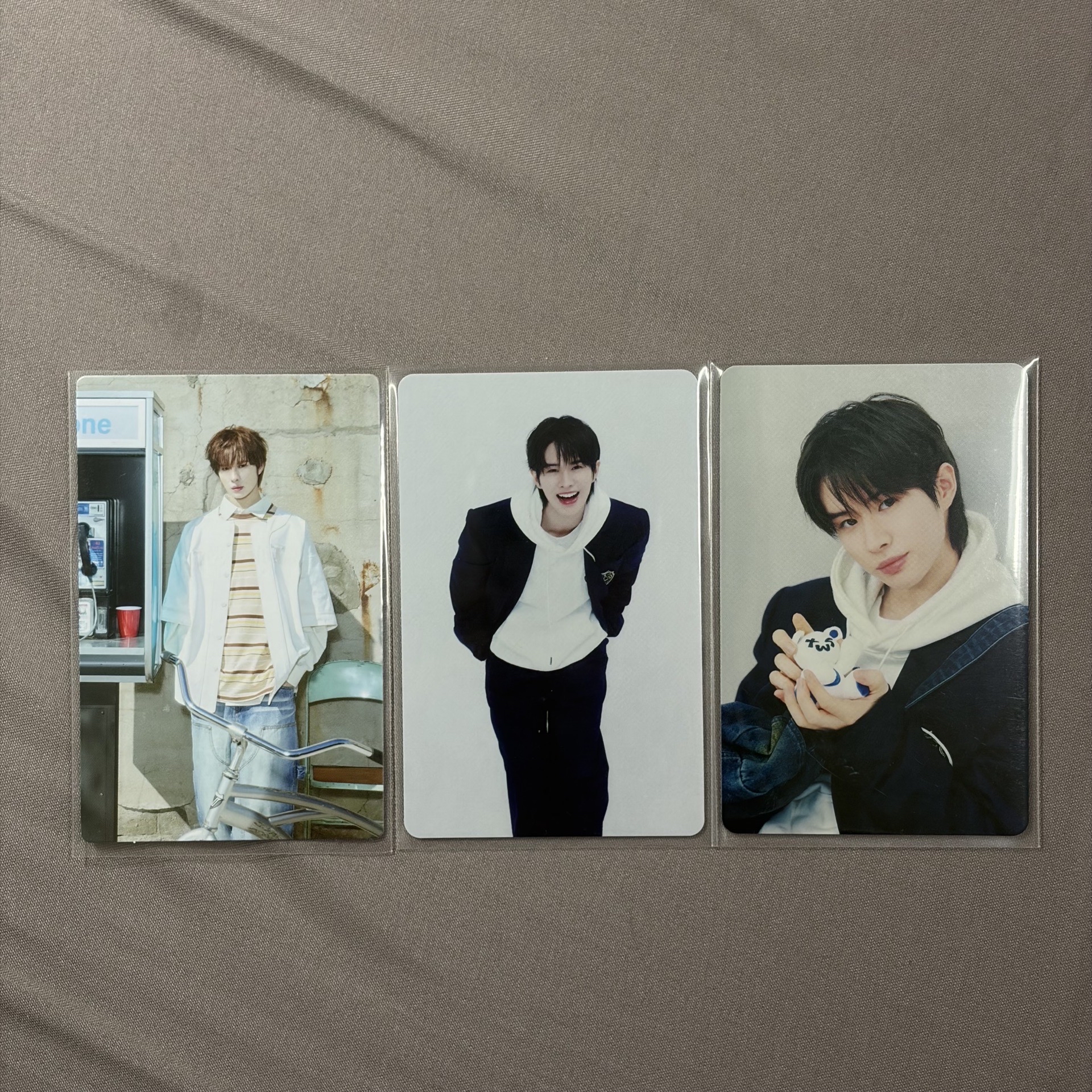 炅潣卡包卡官拍（三張一組）