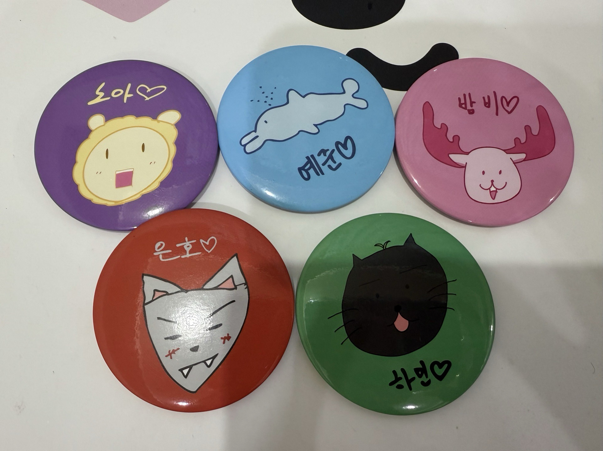 PLAVE K4線下飲料徽章