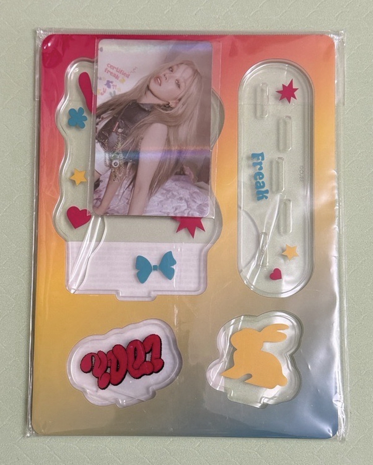 idle 第二代 minini 娃娃（送雨琦立牌）