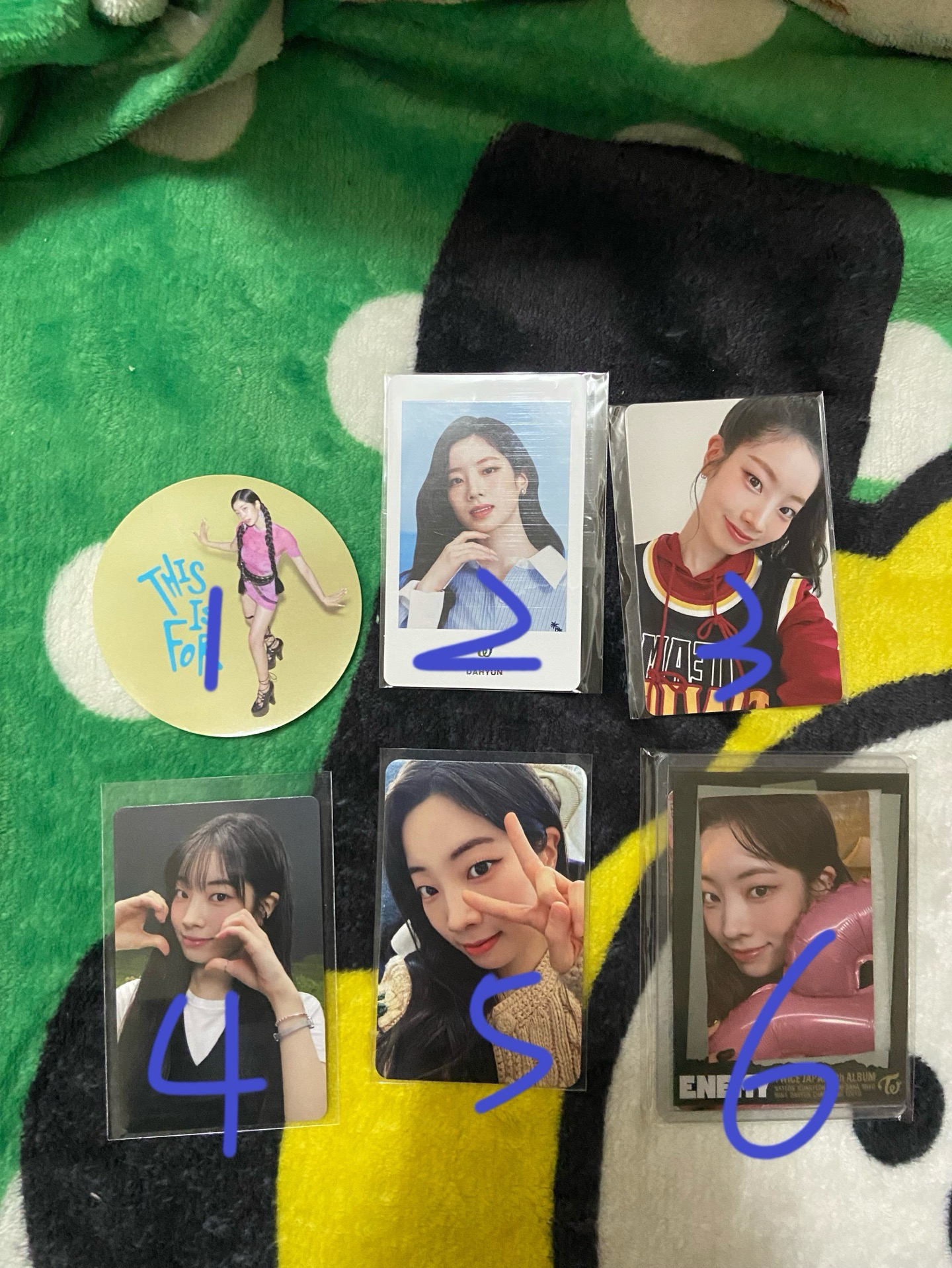 TWICE多賢官方小卡、特典小卡