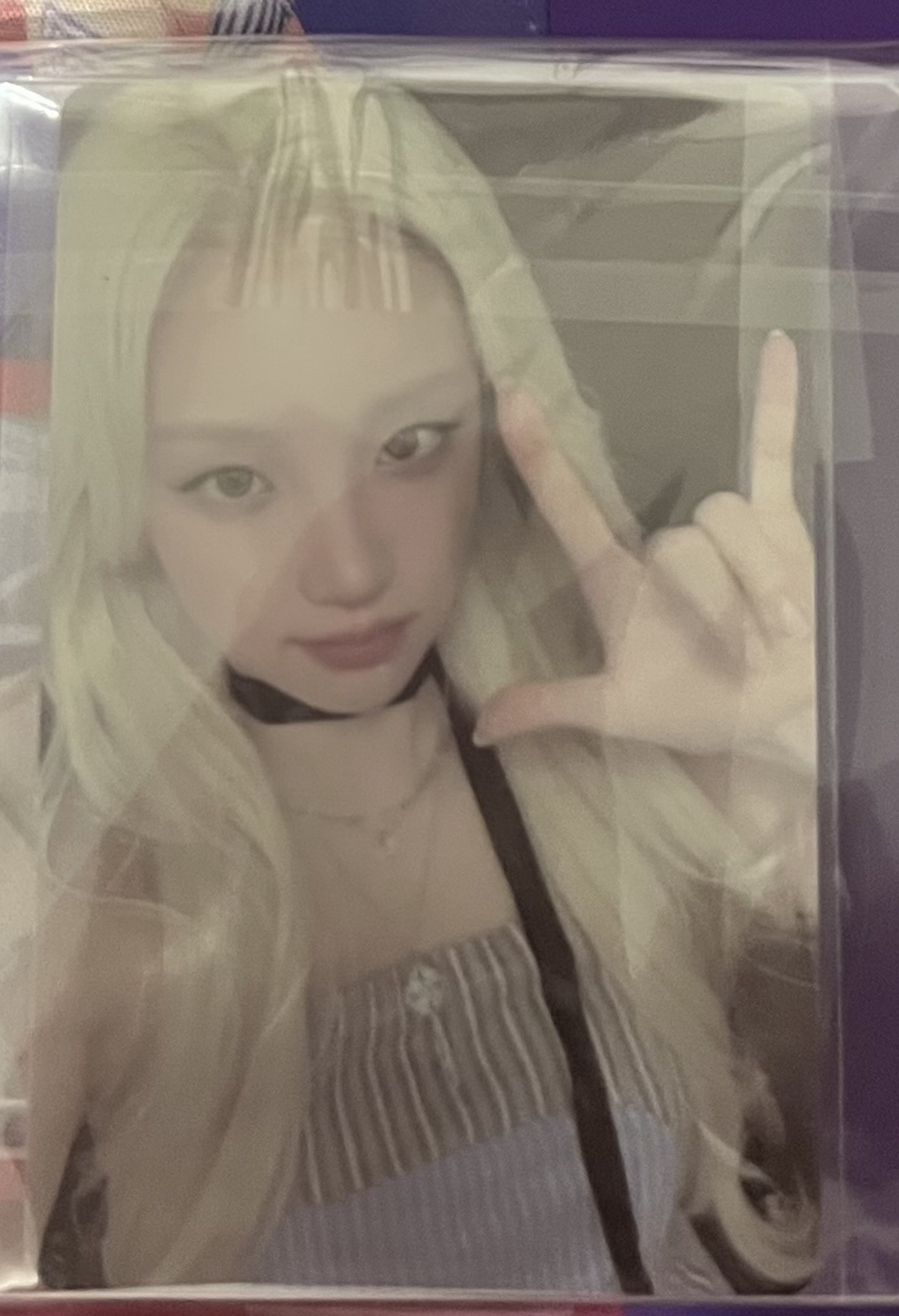 雨琦 旋轉立牌 含卡