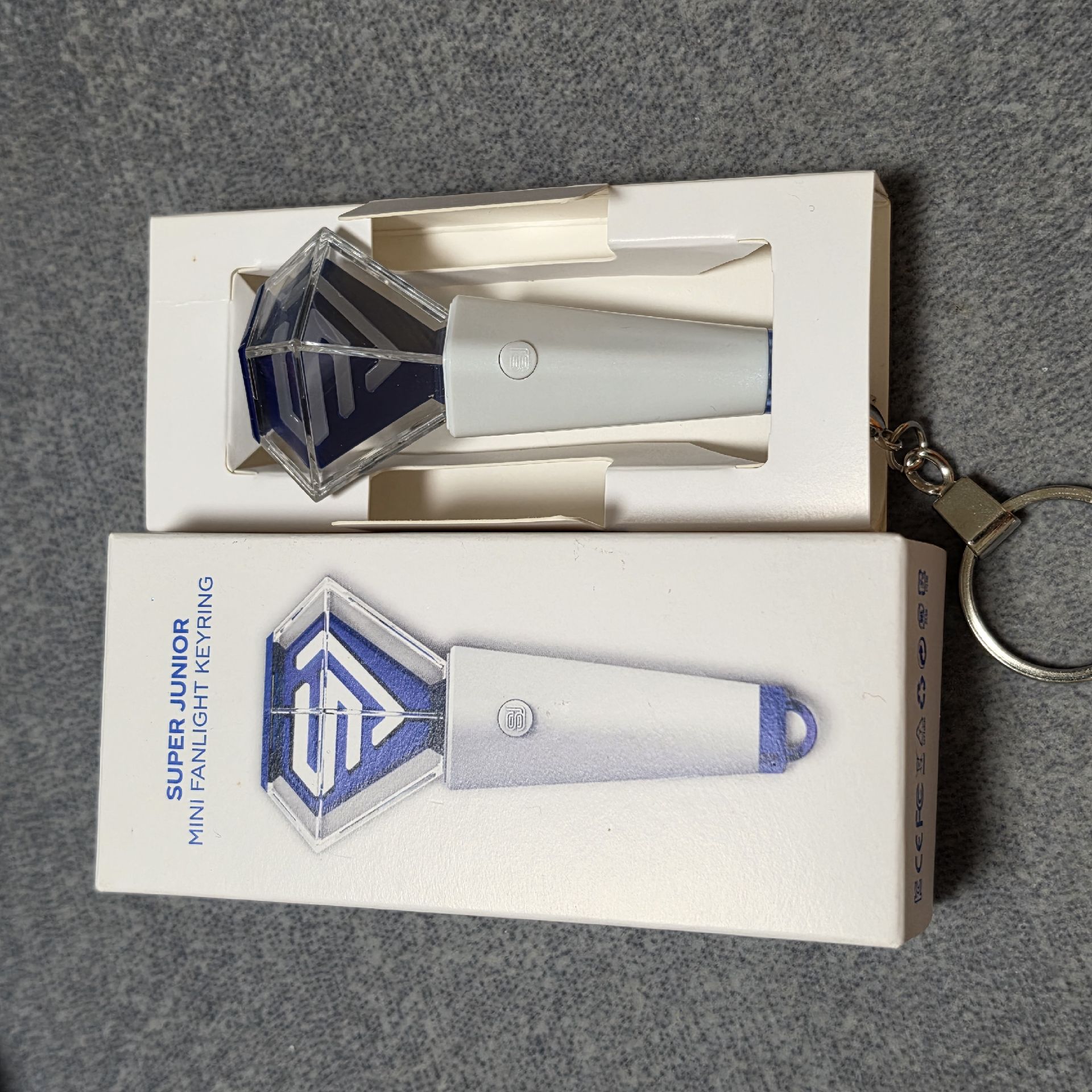 SJ 手燈鑰匙圈 二代手燈 super junior ⚠️不當綁物📌需綁物