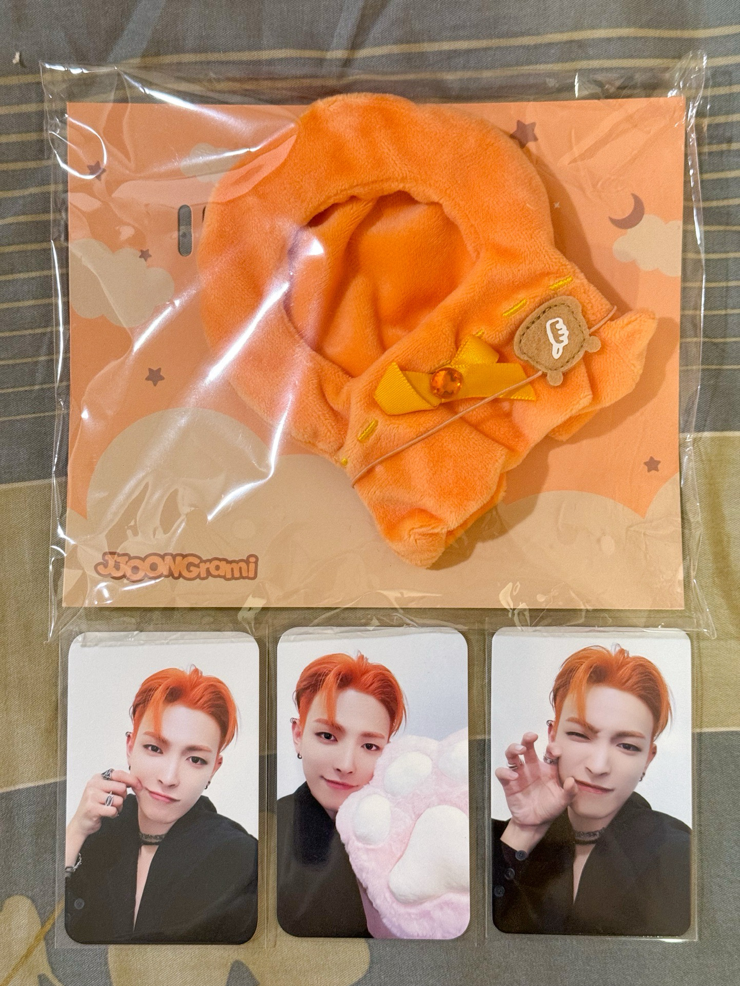 ATEEZ 拉米斗篷小盤