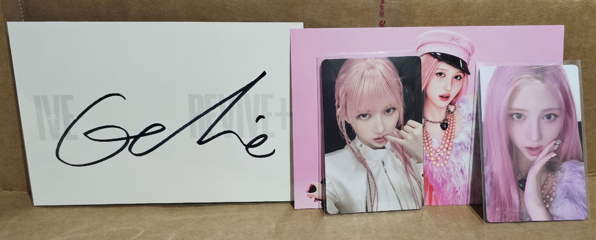 現貨【美國官網】IVE REVIVE+ 全專 (已拆封確認簽名卡) 簽名專輯 兪真 員瑛 Liz Rei 秋天