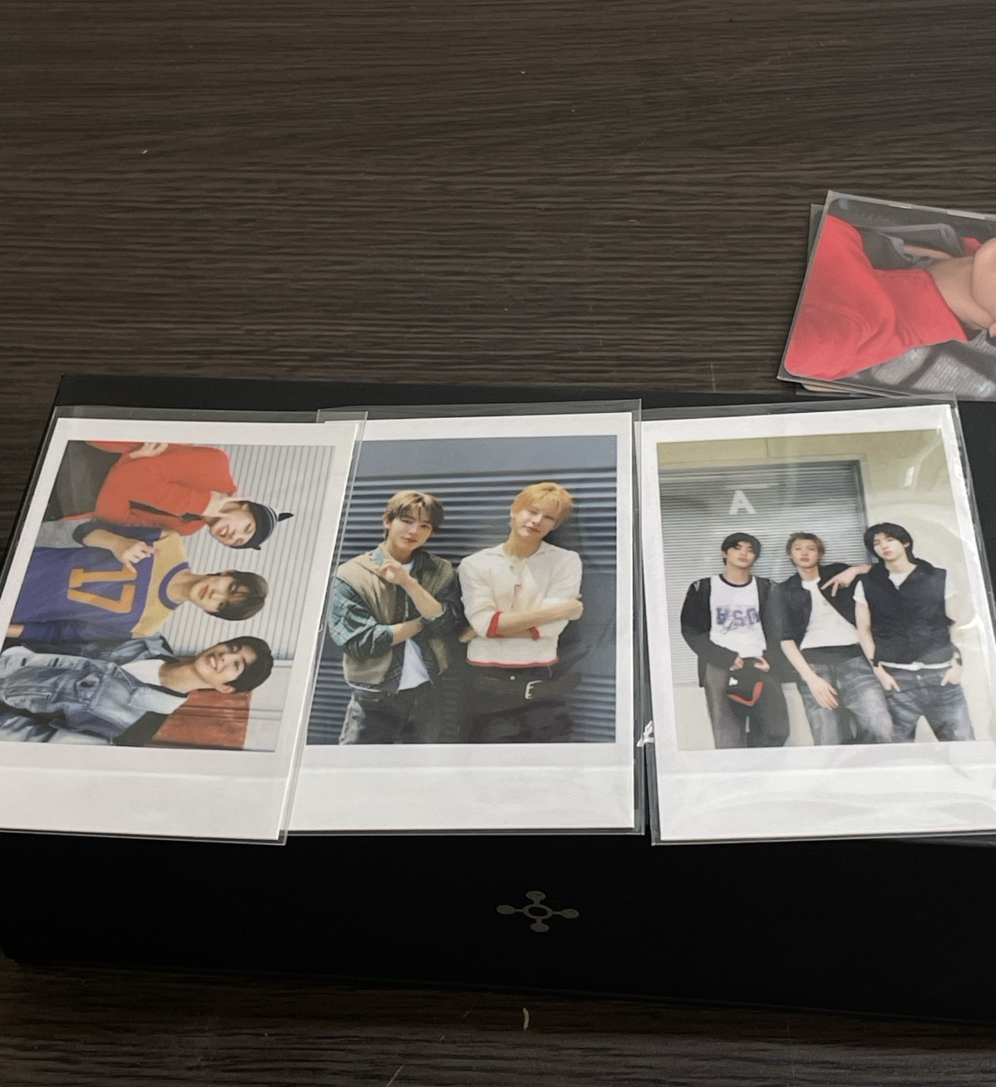 cortis 年曆拍立得