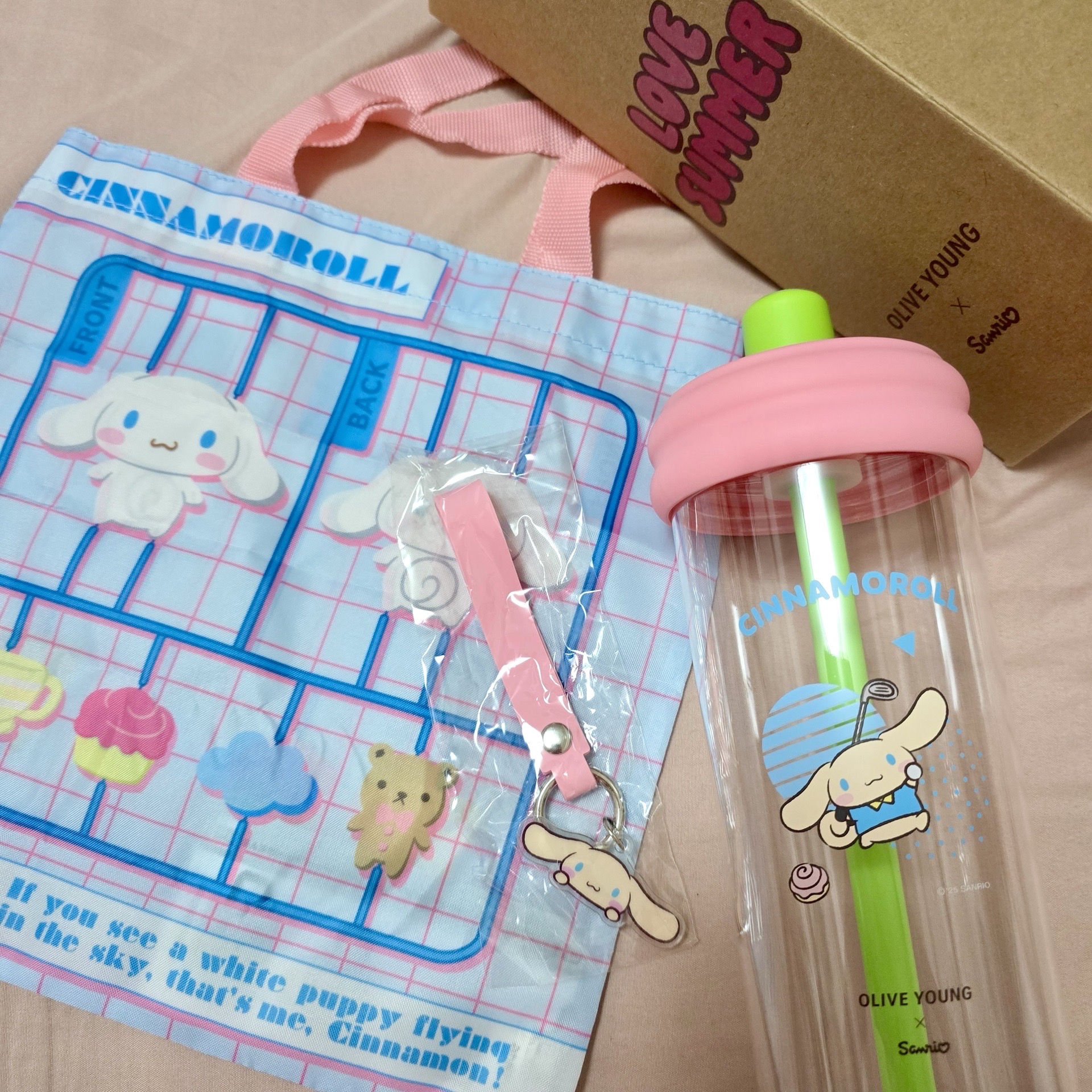 Olive Young x 三麗鷗 滿額禮 大耳狗 水壺