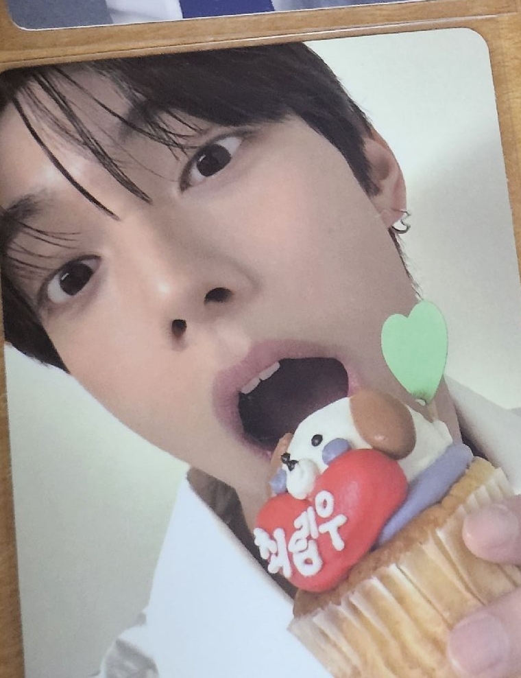 圖一下左（蛋糕）