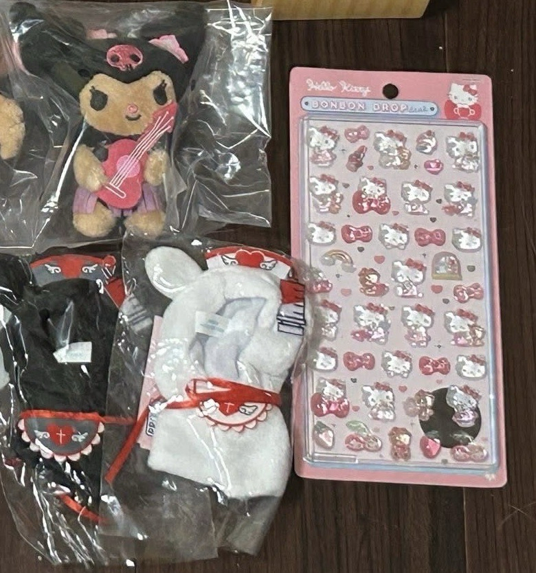 三麗鷗 娃用斗篷 小護士 水晶貼紙 kitty