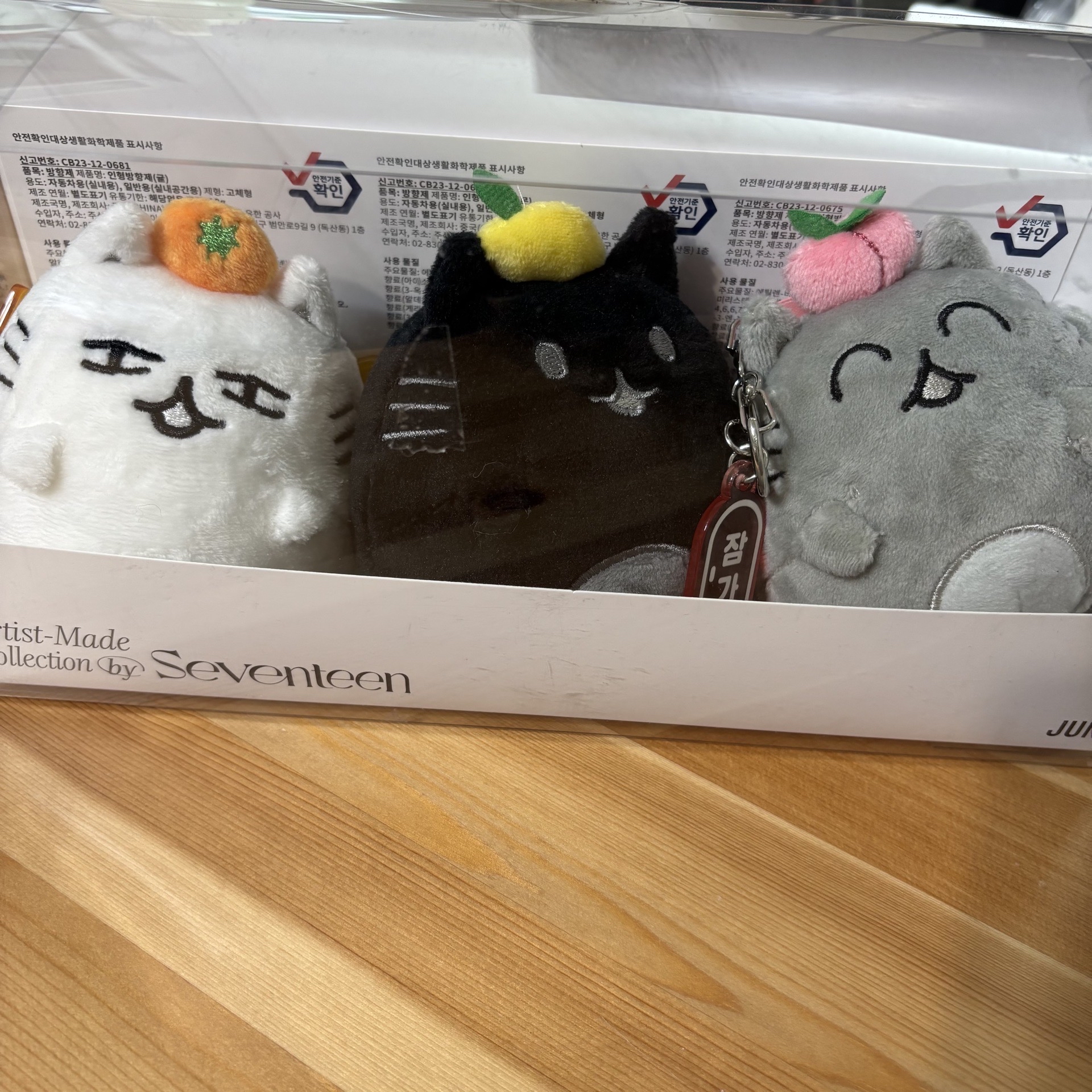 成員自製 O.C.L 娃娃玩偶 