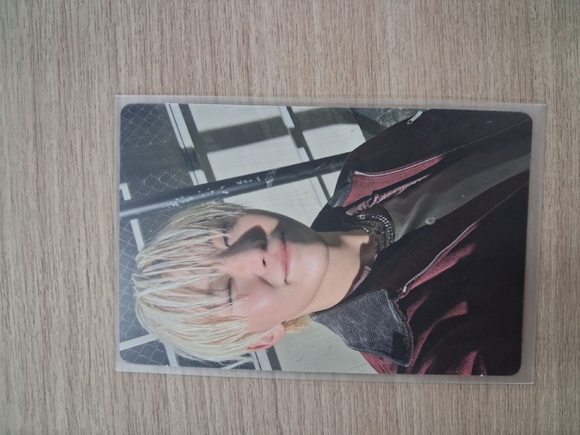 正五專卡 瞇瞇眼寛