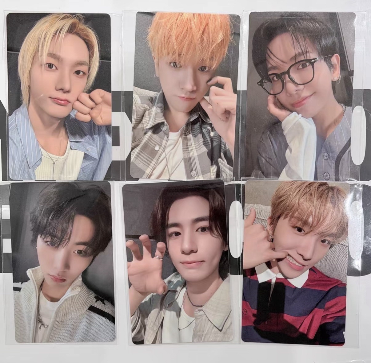 The action wvs 特別簽售卡