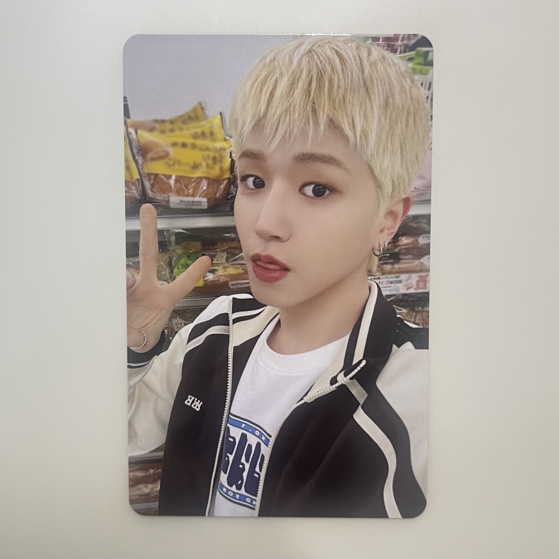 🦦 and, 日咖幸運卡