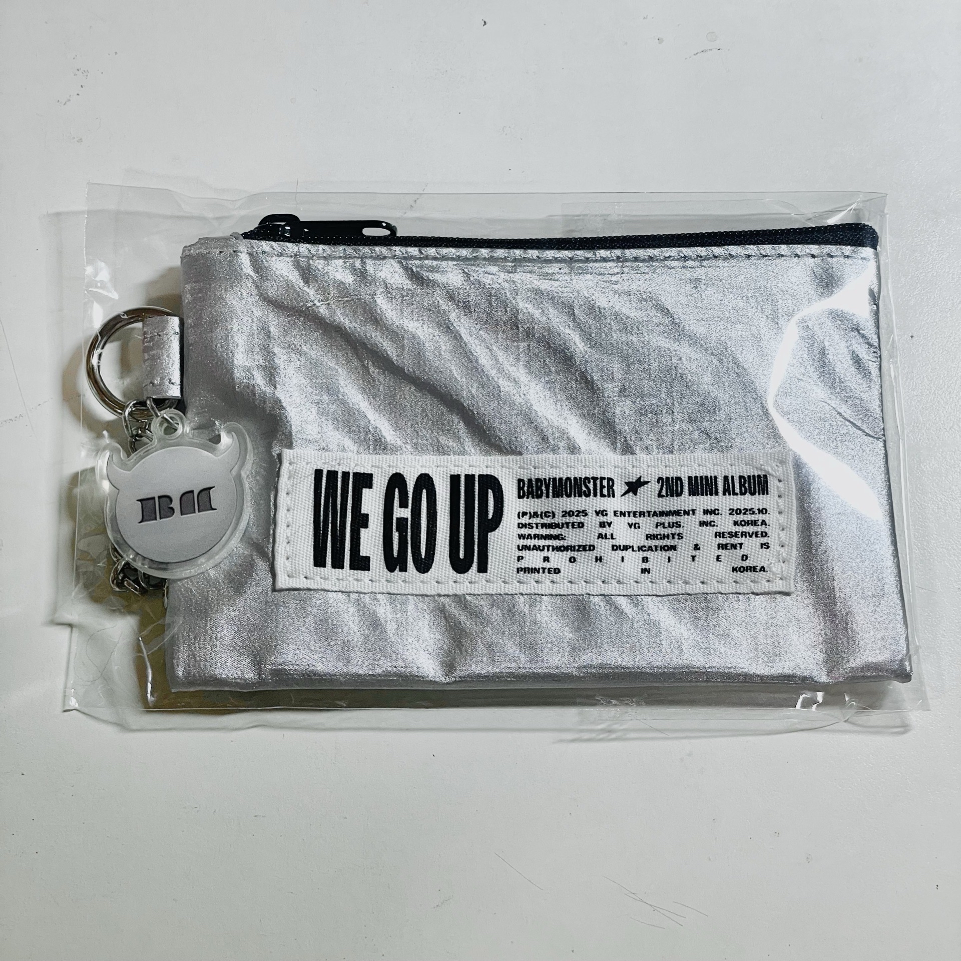 WE GO UP 粉球 零錢包 卡冊