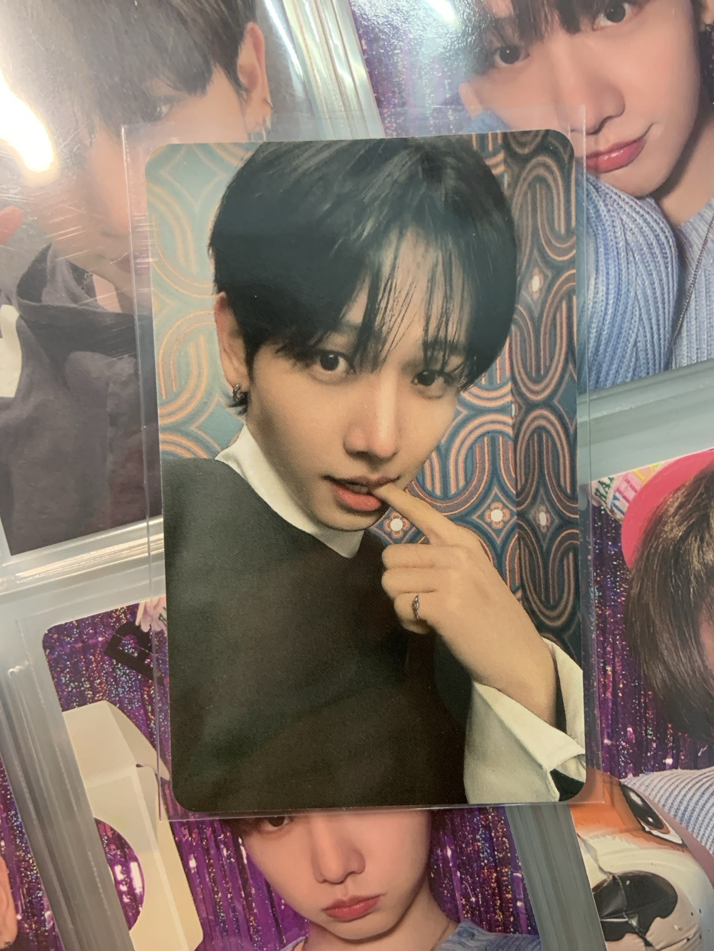 No Genre K4幸運卡 咬指3