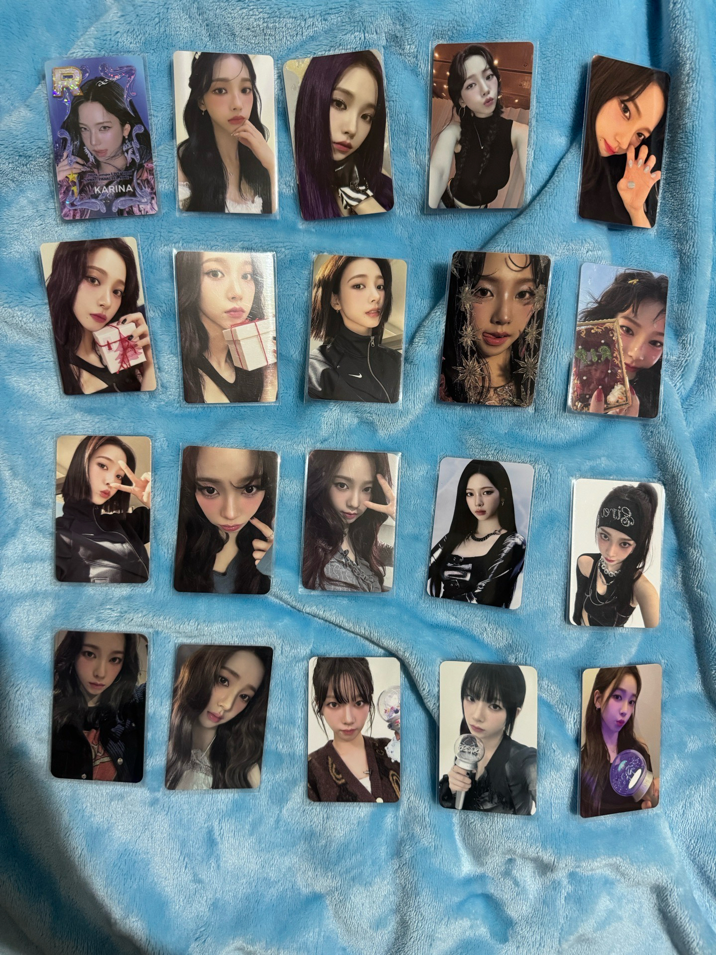 【退坑便宜出】aespa karina柚卡出清