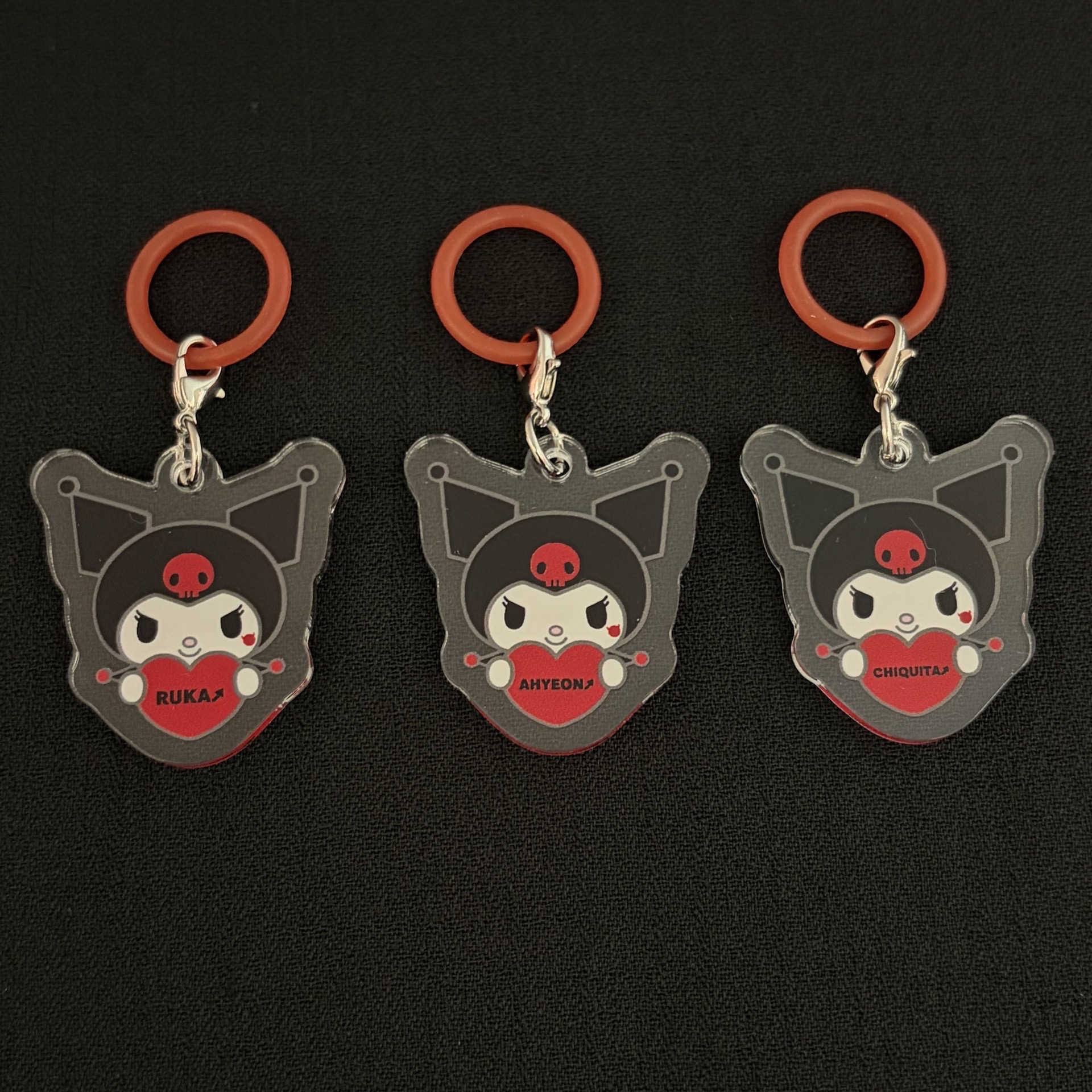 BABYMONSTER｜🇯🇵 KUROMI聯名 隨機吊飾