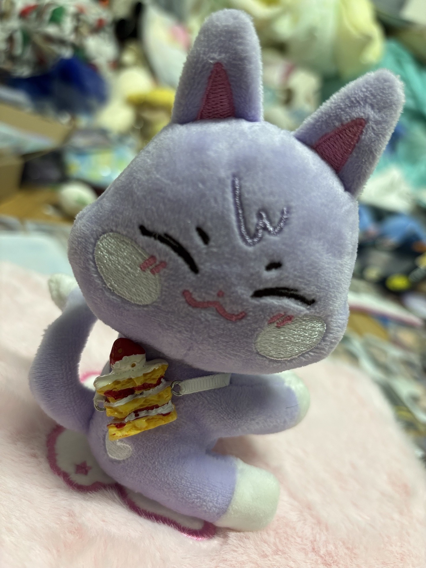 ANITEEZ IN ICE CITY 傘德手指娃