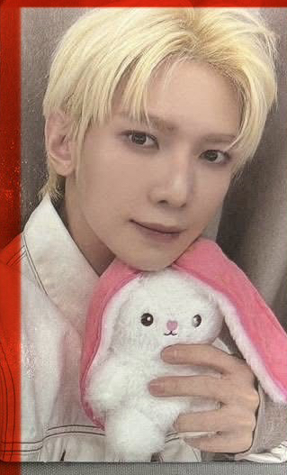 可當綁《ATEEZ》小尚草莓兔子