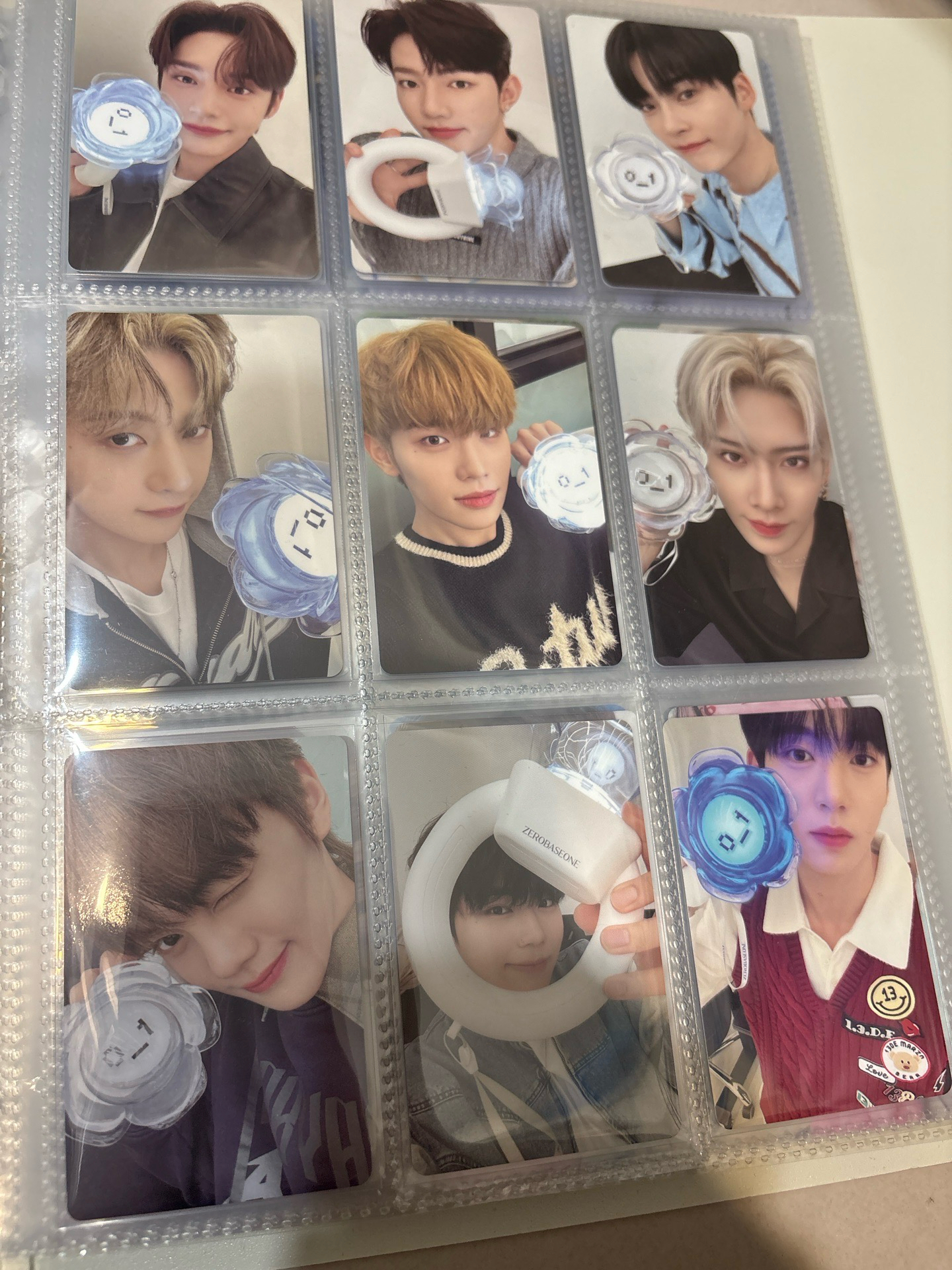 ZB1手燈 含手燈卡一套