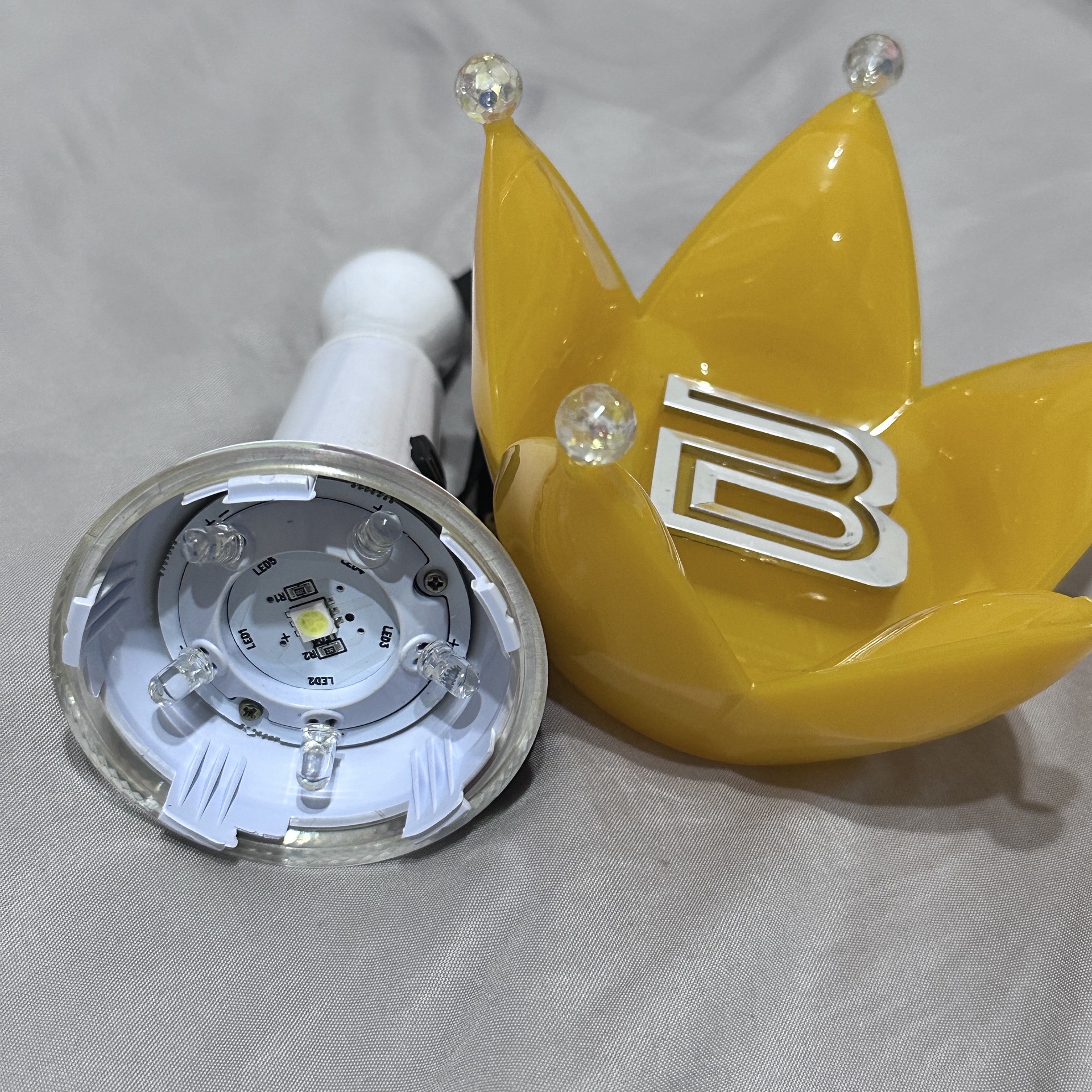 BIGBANG 第三代皇冠手燈