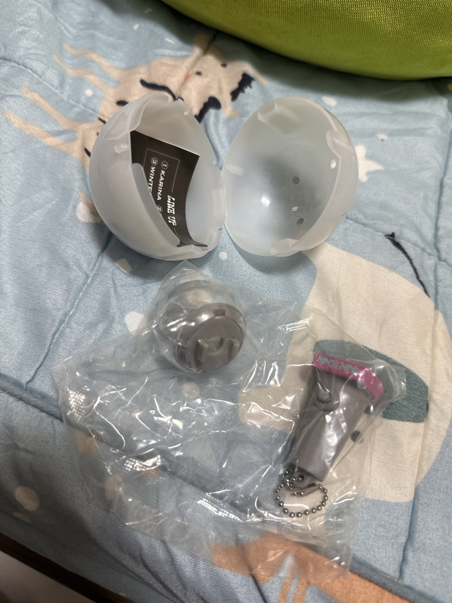 aespa小手燈扭蛋 寧寧 寧藝卓 