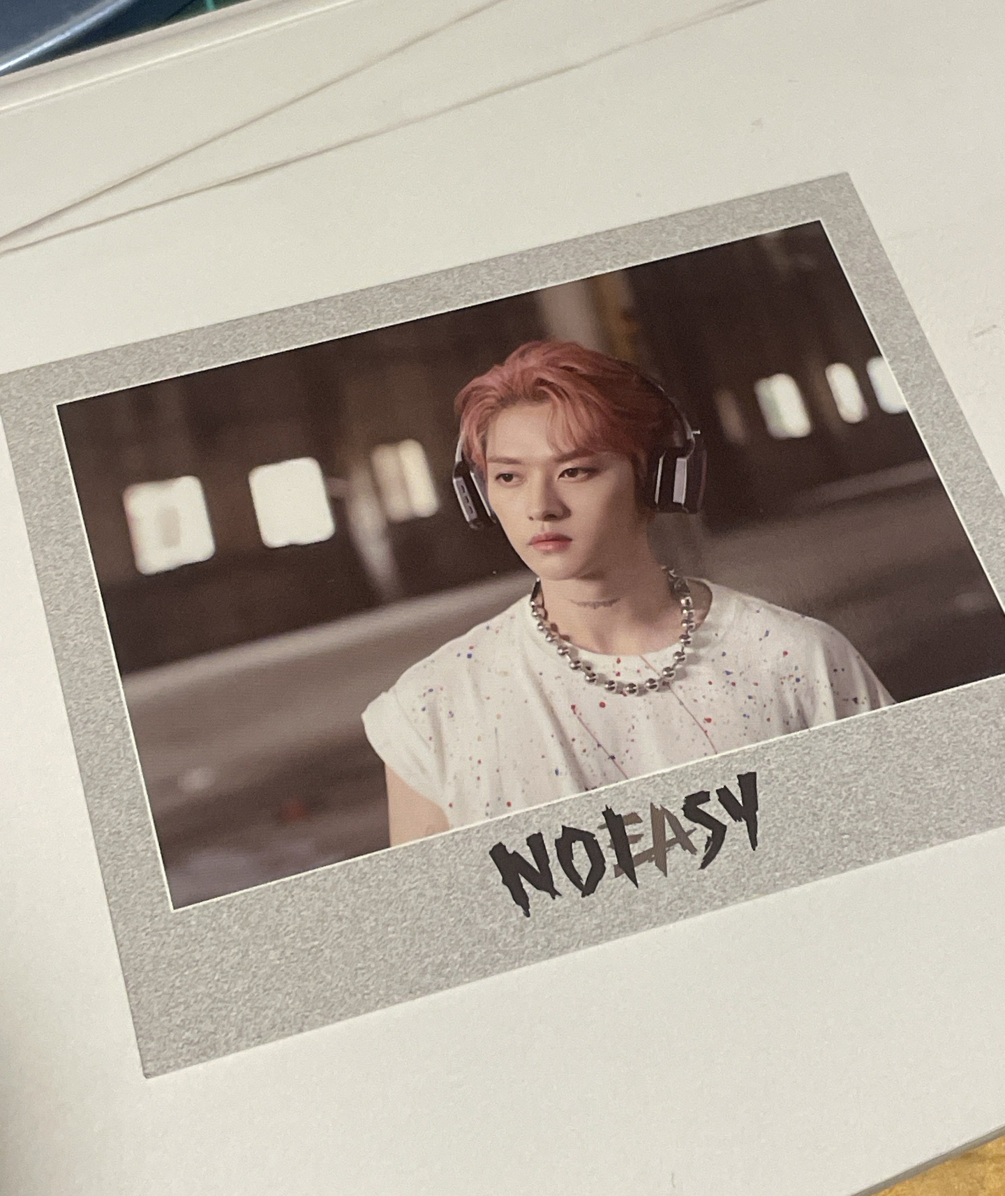 noeasy leeknow預售特典明信片