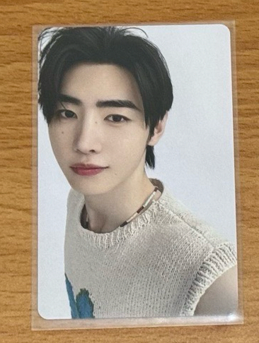 朴成訓24日週外套卡